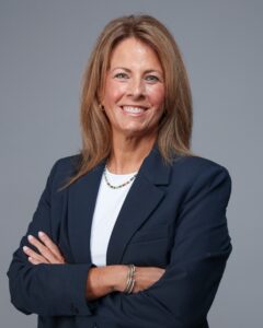 Sara Knowles headshot